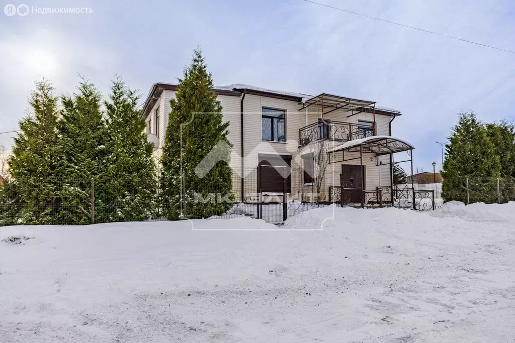 Дом в деревня Пеники, Центральная улица, 15А (252.4 м) - Фото 1