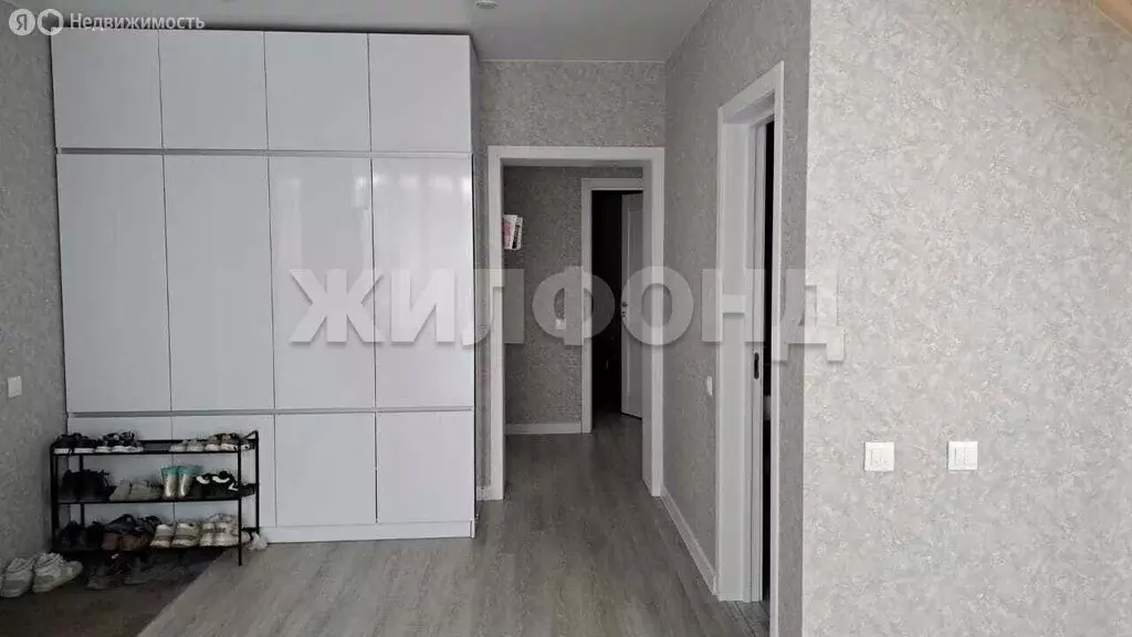 3-комнатная квартира: Новосибирск, Красный проспект, 323/4 (110.9 м) - Фото 0