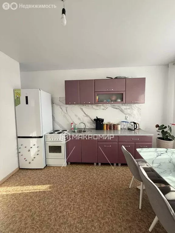 3-комнатная квартира: Кунгур, улица Свердлова, 31 (61.3 м) - Фото 2