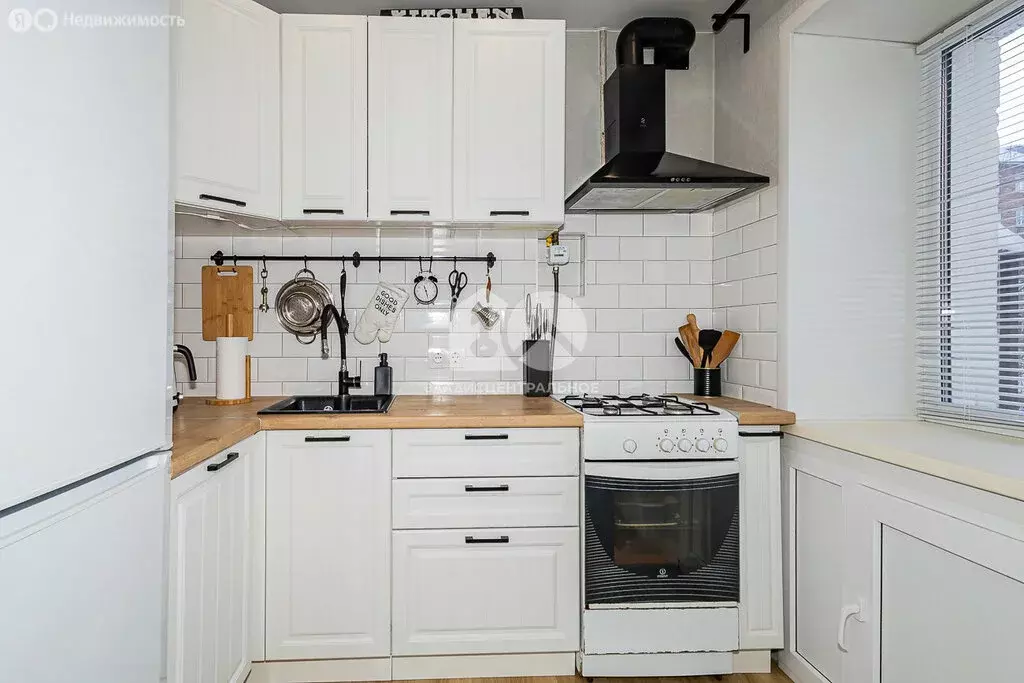 2-комнатная квартира: Новосибирск, Новогодняя улица, 13 (42.2 м) - Фото 1