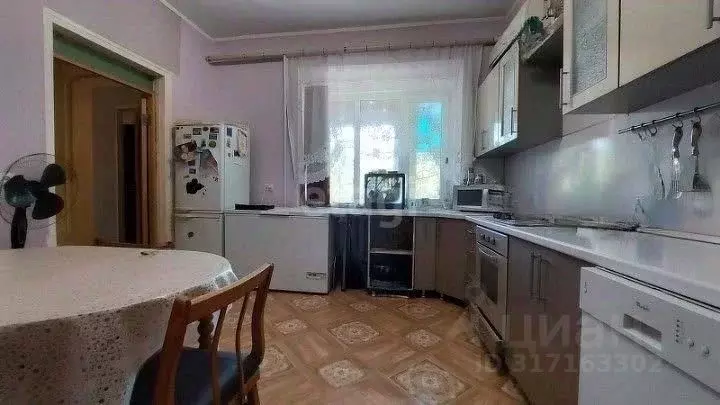 Дом в Краснодарский край, Щербиновский район, Старощербиновская ст-ца  ... - Фото 0