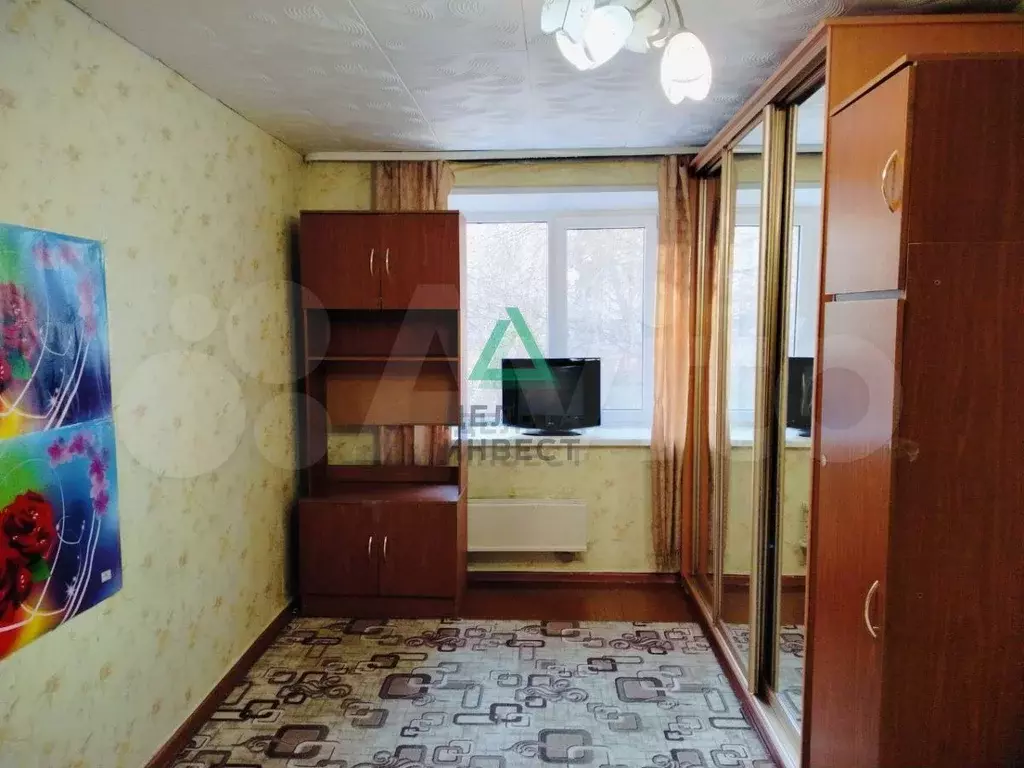 Комната 10 м в 1-к., 2/4 эт. - Фото 0