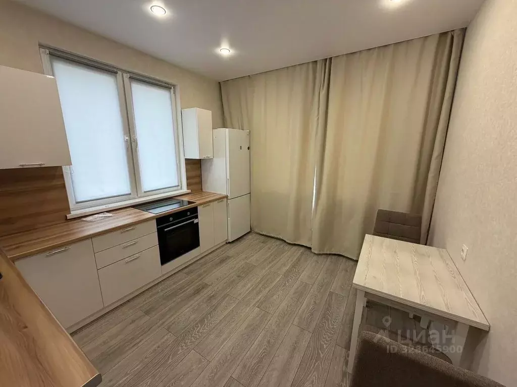 1-к кв. Ленинградская область, Кингисепп пер. Юности, 4 (47.0 м) - Фото 1