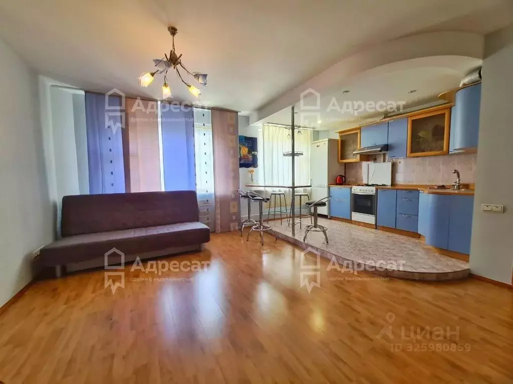 3-к кв. Волгоградская область, Волгоград Нарвская ул., 8 (68.0 м) - Фото 1