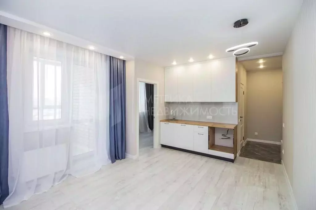 1-к кв. Тюменская область, Тюмень Дамбовская ул., 25к1 (33.3 м) - Фото 1