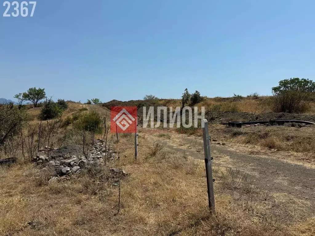 Участок в Крым, Алушта муниципальный округ, с. Приветное ул. Горького, ... - Фото 2