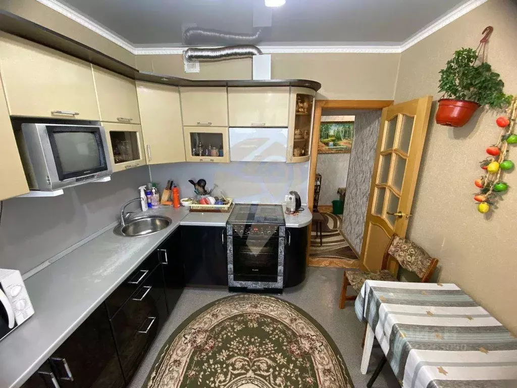 3-к кв. Белгородская область, Старый Оскол Королева мкр, 9 (63.0 м) - Фото 0