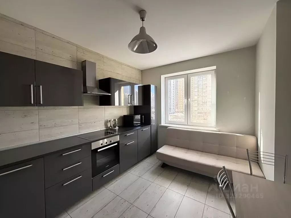 2-к кв. Свердловская область, Екатеринбург ул. 8 Марта, 167 (57.0 м) - Фото 1