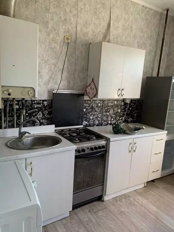 2-к кв. Калининградская область, Пионерский Донская ул., 6 (48.0 м) - Фото 0