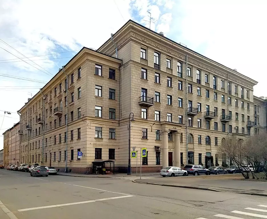 4-комнатная квартира: Санкт-Петербург, Большой проспект Васильевского ... - Фото 1