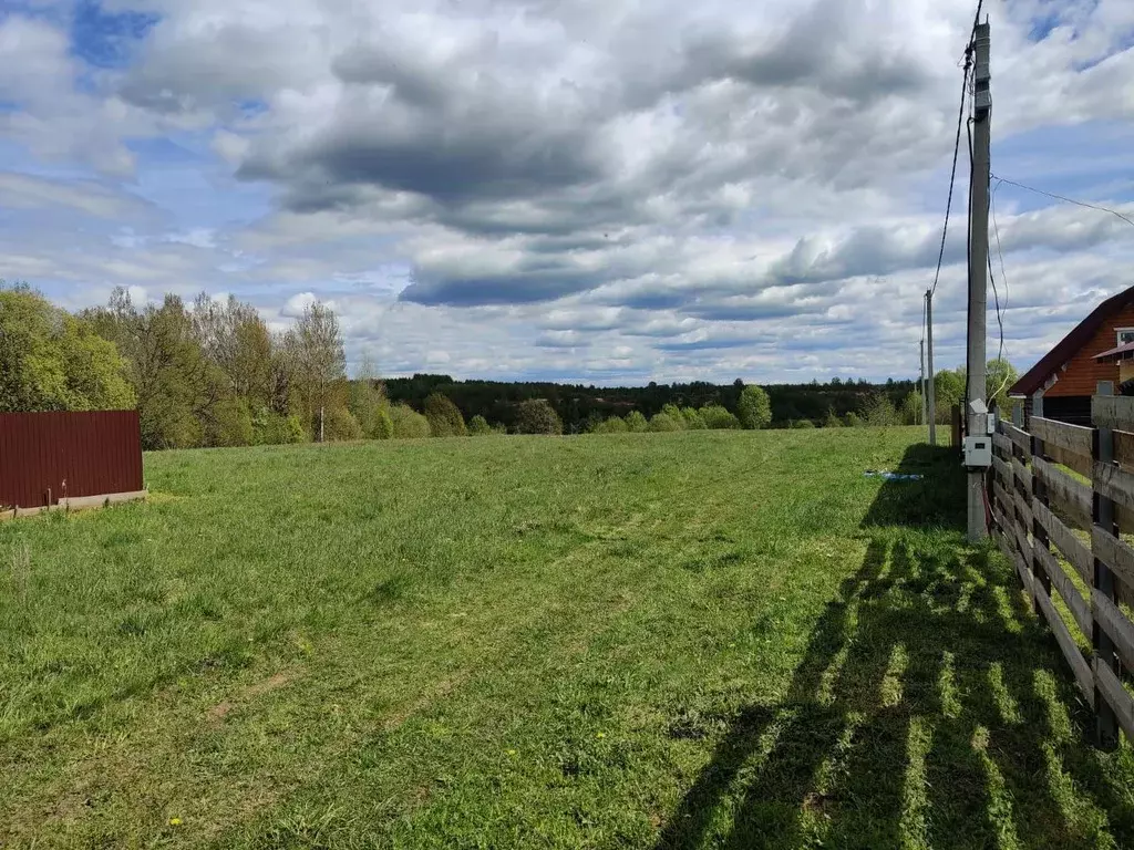 Участок в Новгородская область, Новгородский район, Трубичинское ... - Фото 0