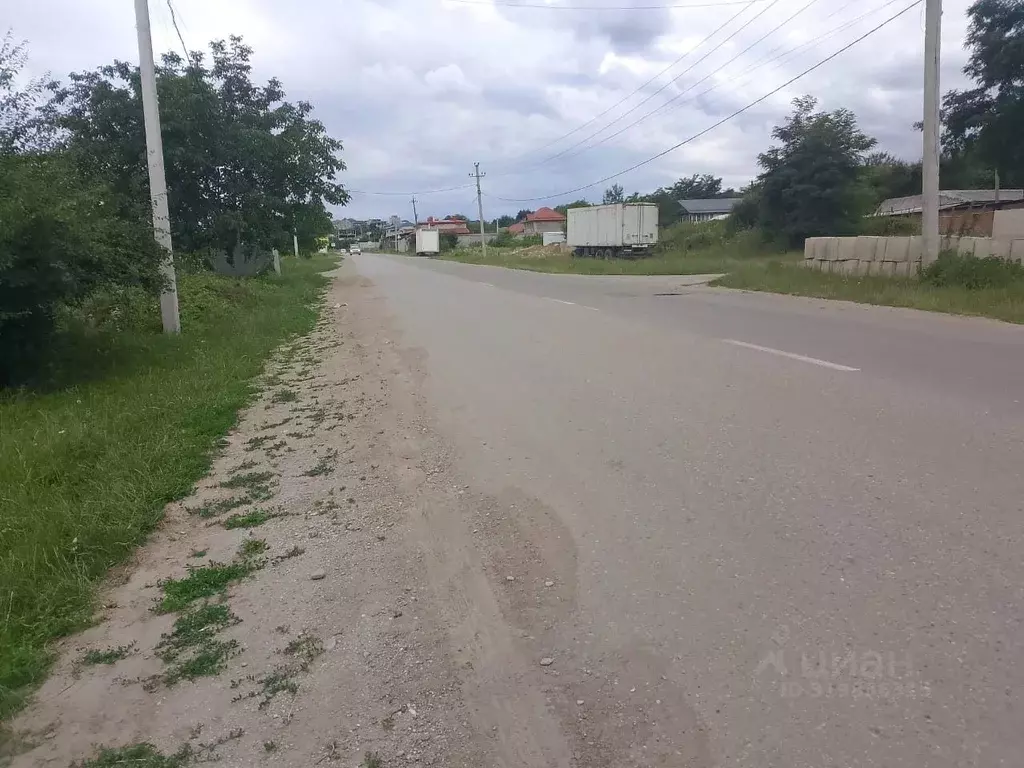Участок в Кабардино-Балкария, Нальчик городской округ, с. Белая Речка ... - Фото 0