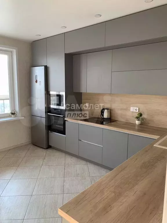 3-к. квартира, 80 м, 16/17 эт. - Фото 0
