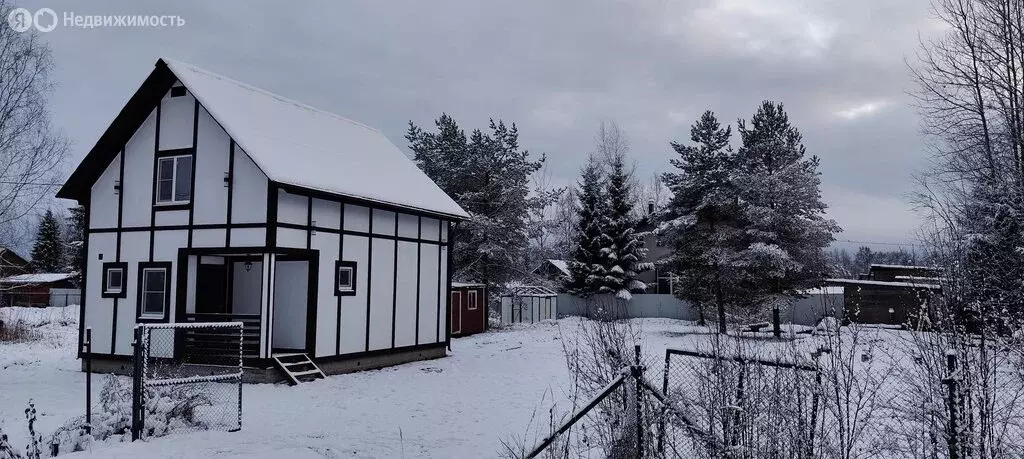 Дом в Форносовское городское поселение, СНТ Родничок, 6-я линия, 101 ... - Фото 1