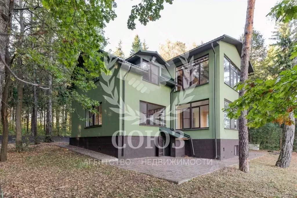 Коттедж в Калужская область, Тарусский муниципальный округ, Алекино ... - Фото 1