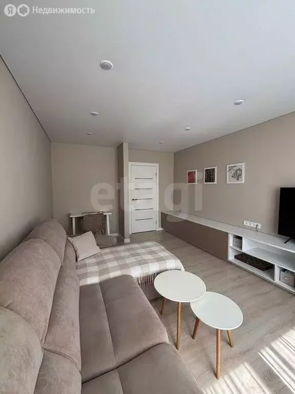 3-комнатная квартира: Воронеж, улица Антонова-Овсеенко, 33Б (93.5 м) - Фото 2