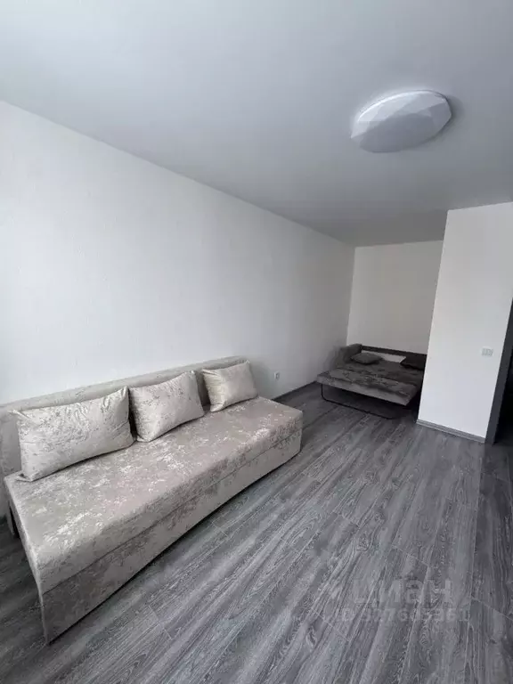 1-к кв. Волгоградская область, Волгоград ул. Иссы Плиева, 4Б (34.1 м) - Фото 1