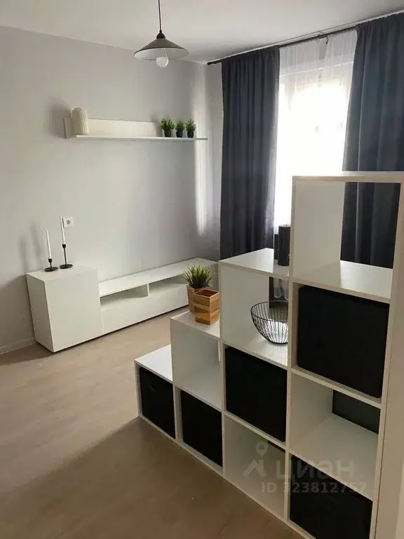 1-к кв. Свердловская область, Екатеринбург ул. Мамина-Сибиряка, 8 ... - Фото 2