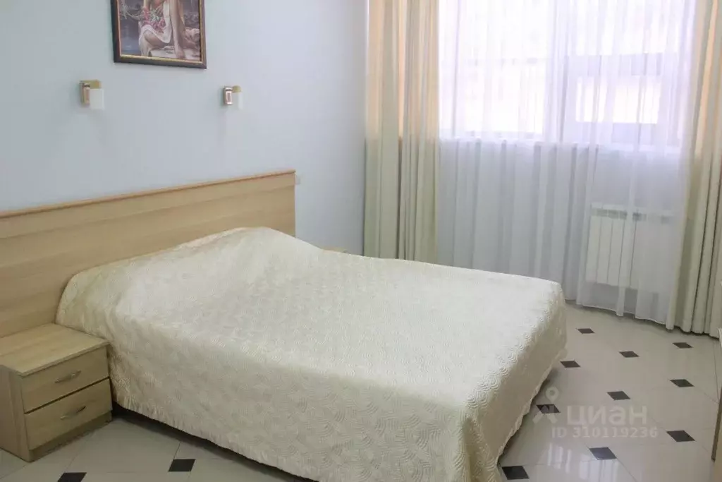Комната Краснодарский край, Сочи Виноградная ул., 2/3А (18.0 м) - Фото 0