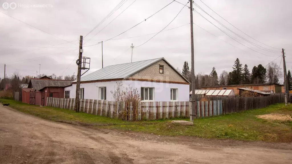 Дом в село Семилужки, улица Мира (68.5 м) - Фото 1