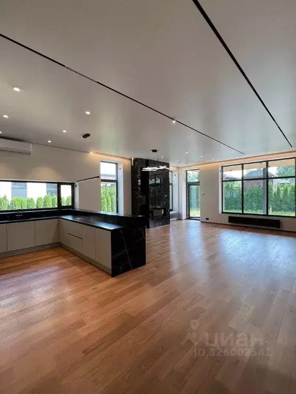 Коттедж в Москва ул. Чароитовая, 9/8 (250 м) - Фото 1