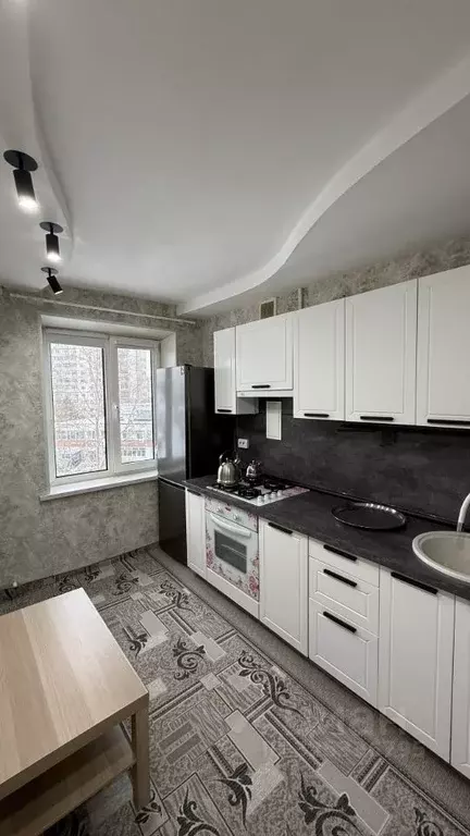 3-к кв. Башкортостан, Уфа ул. Юрия Гагарина, 37 (60.8 м) - Фото 2