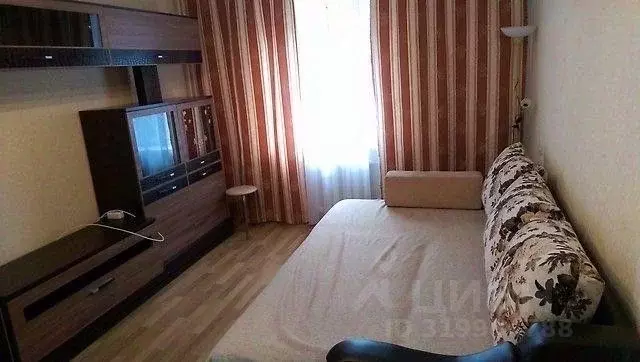 1-к кв. Оренбургская область, Кувандык ул. Маршала Жукова, 10 (39.0 м) - Фото 0