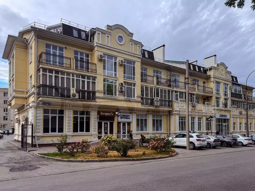 4-к. квартира, 140 м, 3/3 эт. - Фото 0
