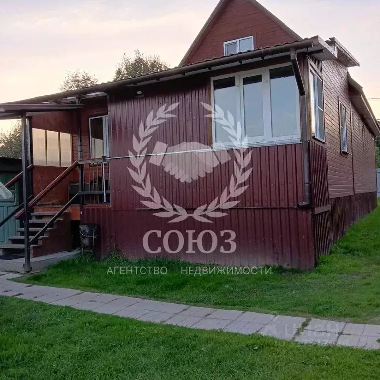 Дом в Калужская область, Жуков ул. Чкалова, 15 (100 м) - Фото 2