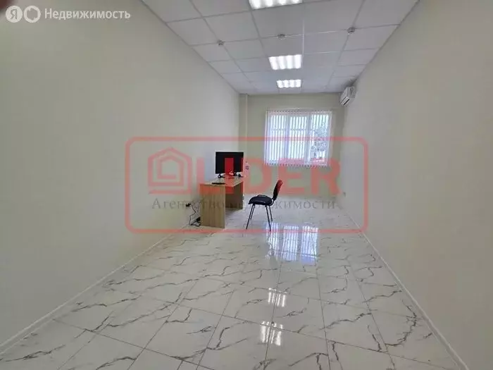 Офис (15 м) - Фото 2