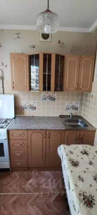 2-к кв. Омская область, Омск Солнечный мкр, ул. Комкова, 3 (42.5 м) - Фото 0