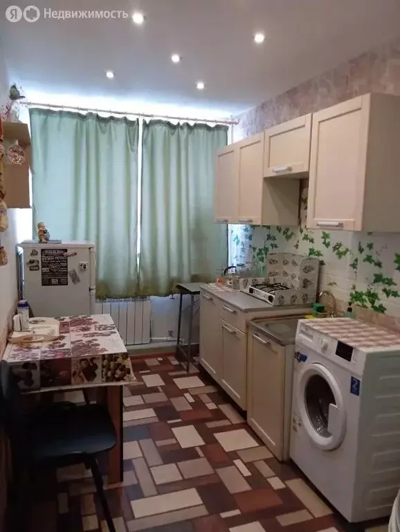 1-комнатная квартира: Старая Русса, улица Плодопитомник, 2 (31 м) - Фото 2