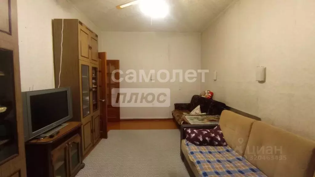 Комната Свердловская область, Екатеринбург ул. Латвийская, 18 (18.2 м) - Фото 1