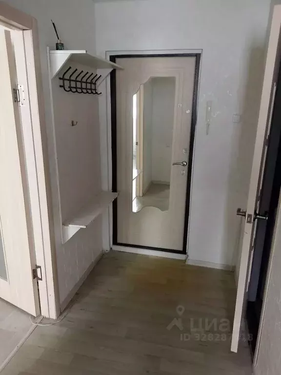 1-к кв. Курганская область, Курган Заозерный жилрайон, 5-й мкр, 17к4 ... - Фото 1