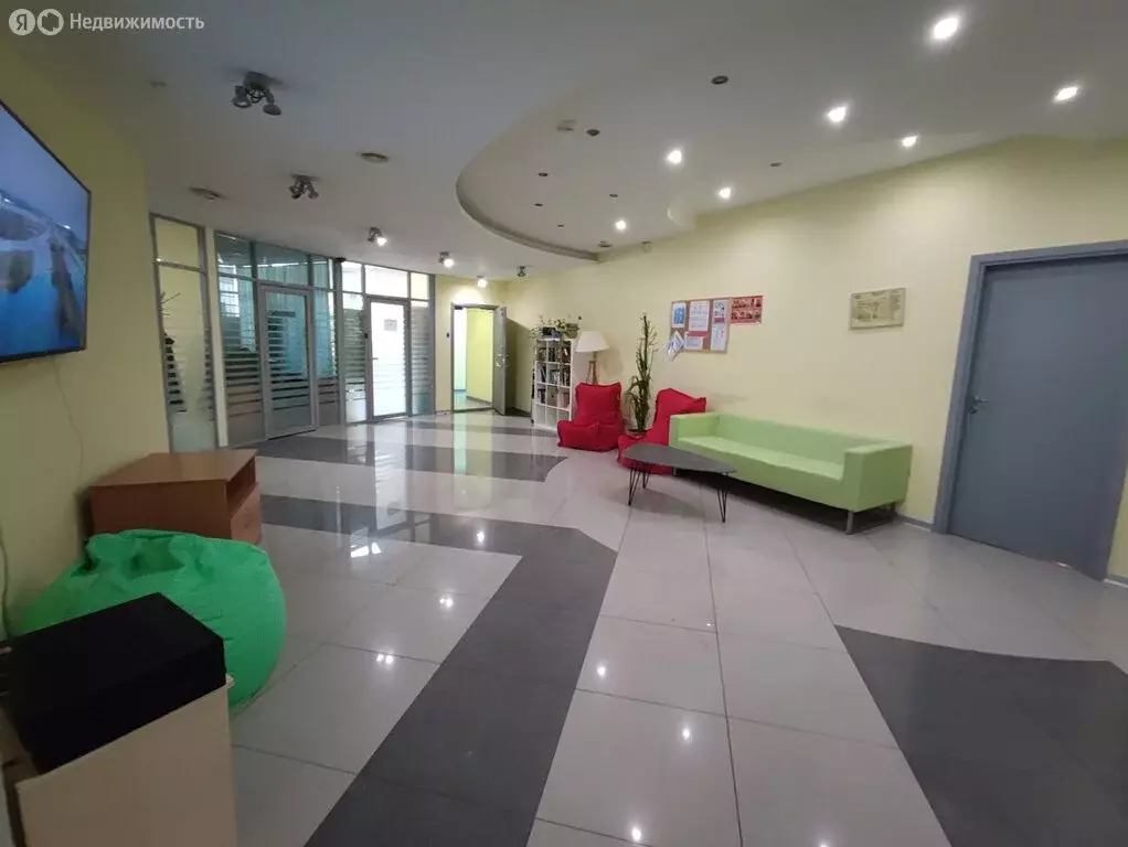 Офис (1421 м) - Фото 2