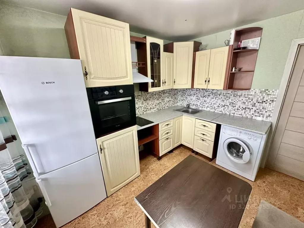 1-к кв. Алтайский край, Барнаул Революционный пер., 120А (40.0 м) - Фото 1