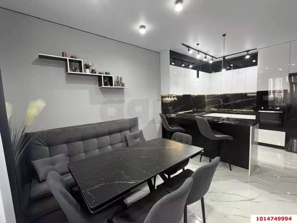 2-к кв. Краснодарский край, Краснодар ул. Летчика Позднякова (56.0 м) - Фото 1