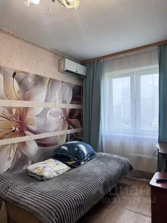 Студия Приморский край, Владивосток Некрасовская ул., 52 (24.0 м) - Фото 1