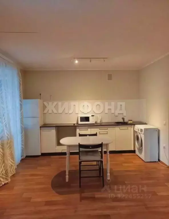 Студия Томская область, Томск Черемошники мкр, пер. Тихий, 17 (33.8 м) - Фото 1