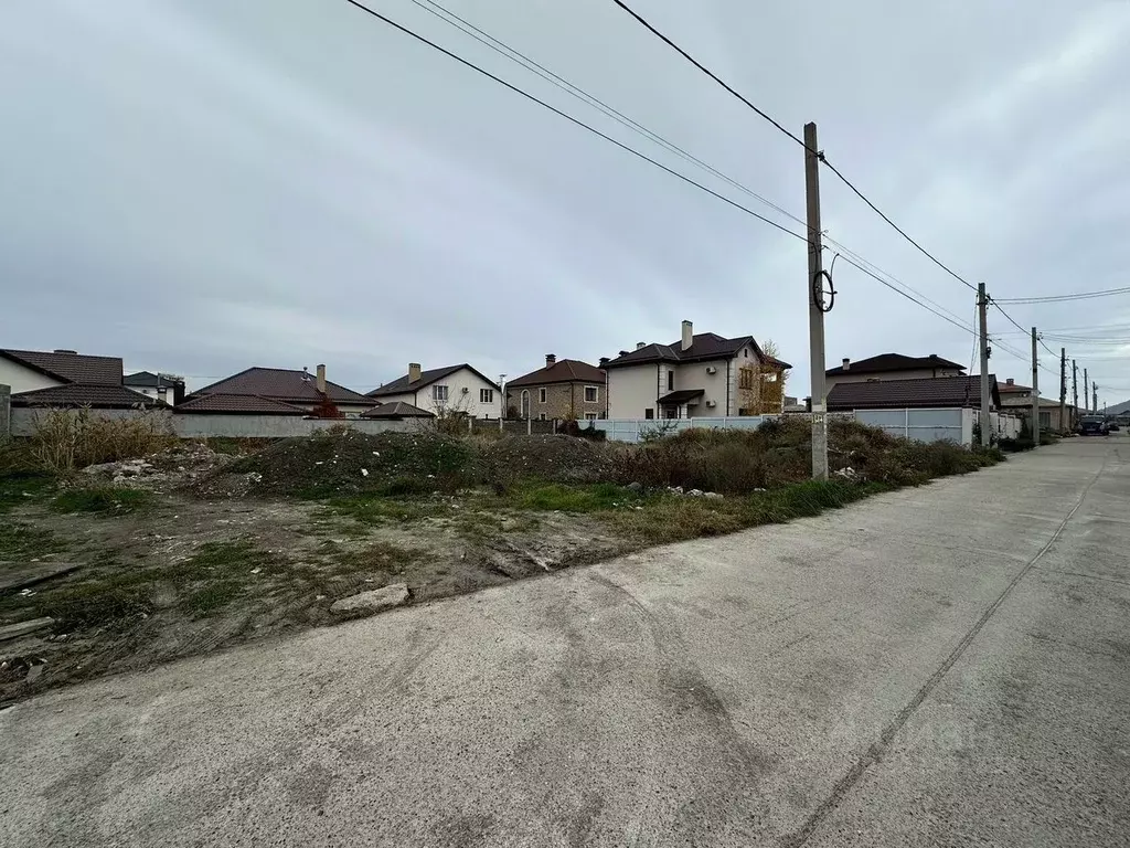 Участок в Краснодарский край, Новороссийск ул. Имени Евдокии Носаль ... - Фото 0