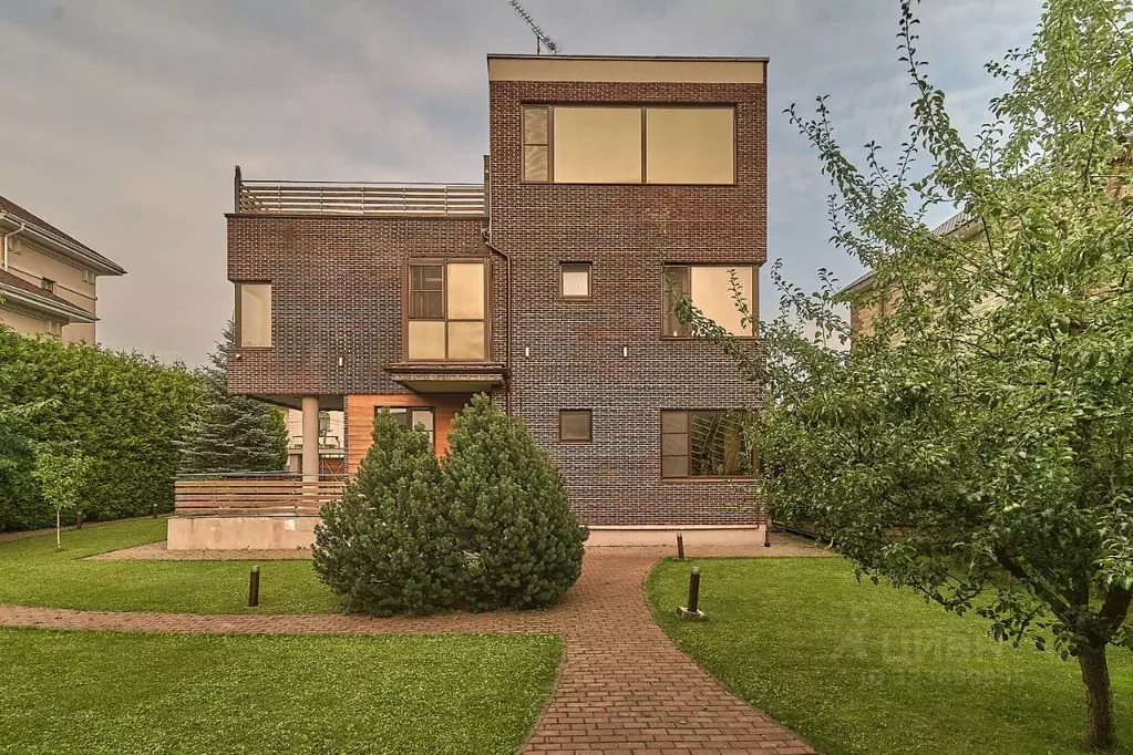 Дом в Калужская область, Обнинск Студенческая ул., 30 (324 м) - Фото 2