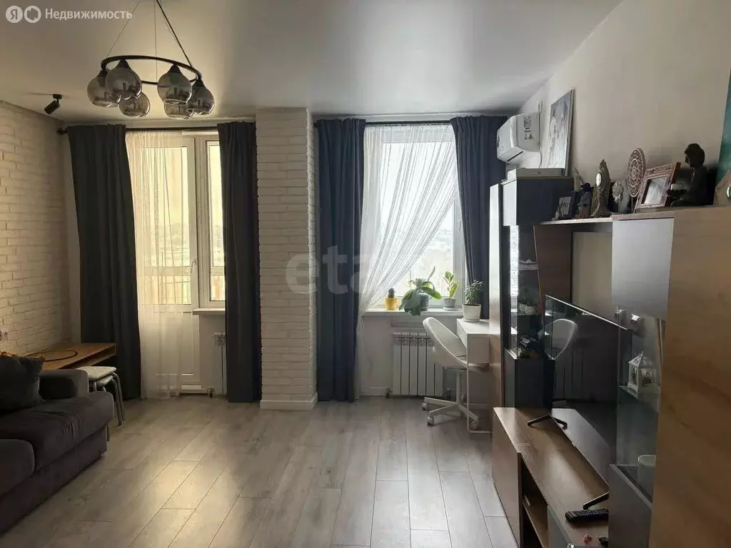 2-комнатная квартира: Ульяновск, Октябрьская улица, 48 (64.8 м) - Фото 2