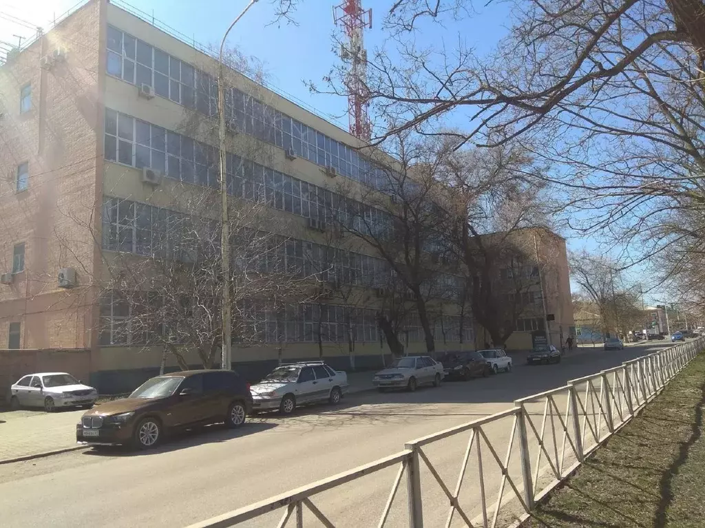 Помещение свободного назначения в Ростовская область, Новочеркасск ... - Фото 1