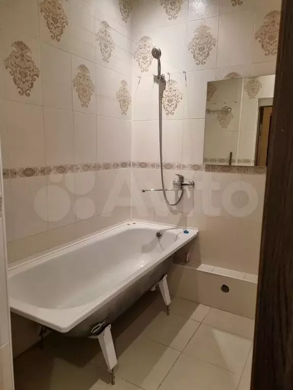 1-к. квартира, 45 м, 6/10 эт. - Фото 1