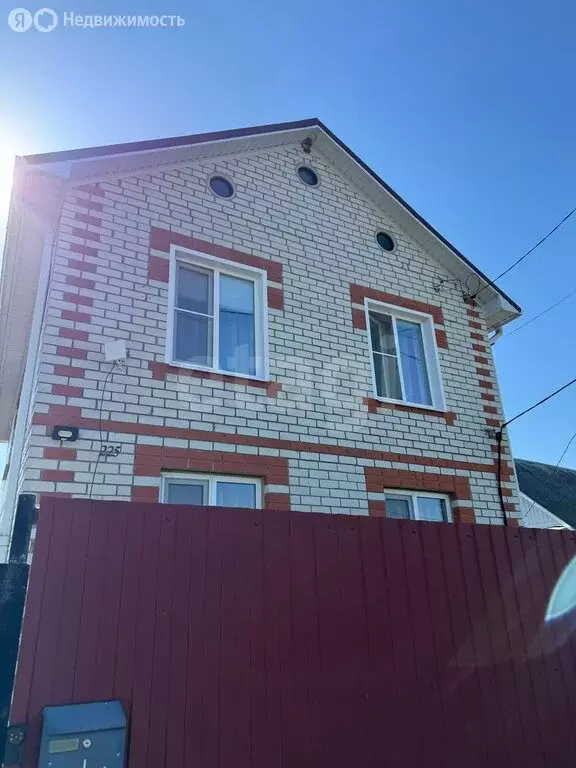 Дом в село Стрелецкое, Краснооктябрьская улица (101.5 м) - Фото 1