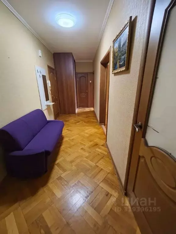 2-к кв. Краснодарский край, Геленджик Ульяновская ул. (74.0 м) - Фото 0
