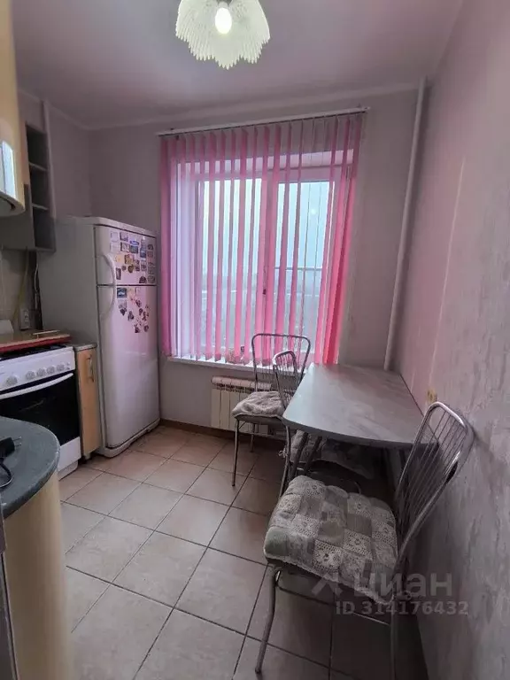 2-к кв. Смоленская область, Ярцево Автозаводская ул., 42 (44.4 м) - Фото 0