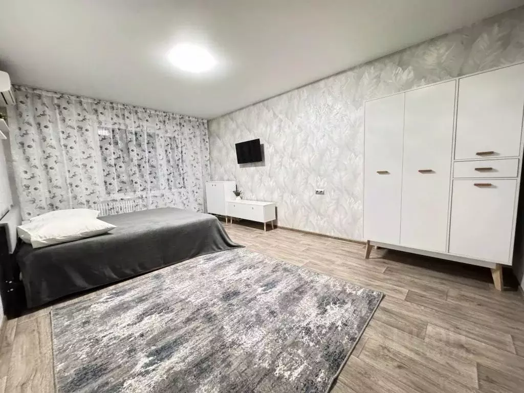 1-к кв. Волгоградская область, Волгоград ул. Кирова, 98Б (36.0 м) - Фото 2