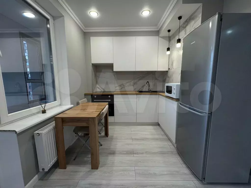 1-к. квартира, 40 м, 9/17 эт. - Фото 1