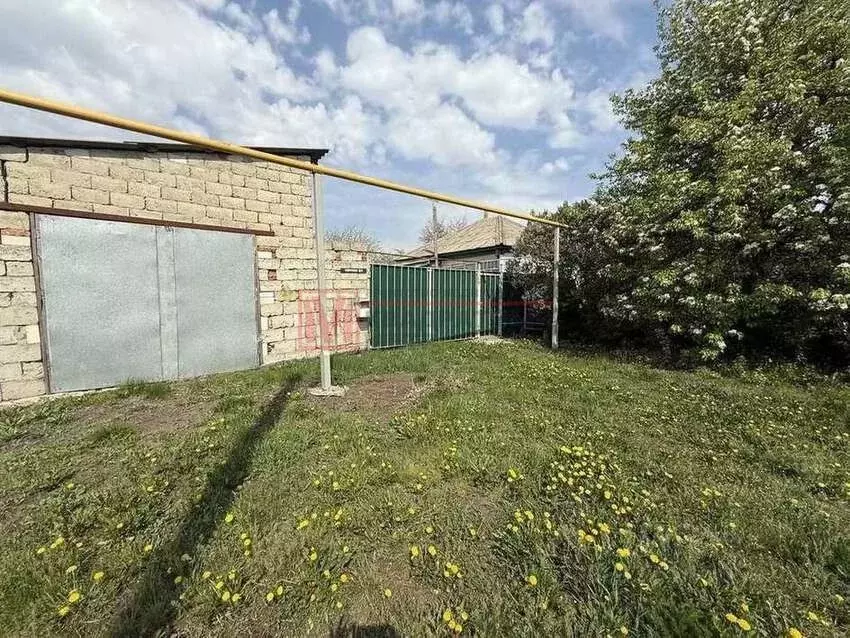 Дом в Белгородская область, Старооскольский городской округ, с. ... - Фото 0
